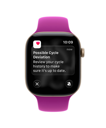 Apple Watch Series 12,淺金色鋁金屬錶殼,配搭洋紅色運動錶帶,螢幕顯示可能的經期異常通知