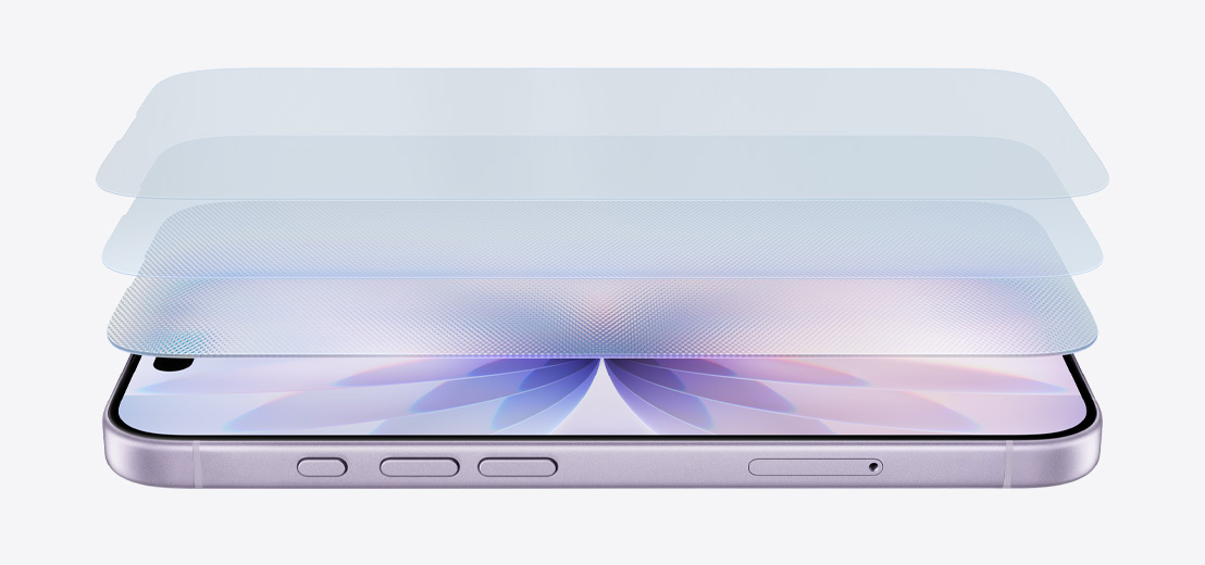 가로 방향으로 측면을 보여주는 라벤더 색상 iPhone 17. 겹겹이 표시된 디자인으로 Ceramic Shield 2를 보여주고 있습니다