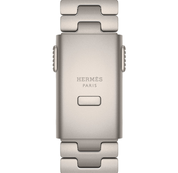Apple Watch Hermès Ultra 4 Grand H Titane band detail, Gris Titane color, Hermès logo engraved on buckle